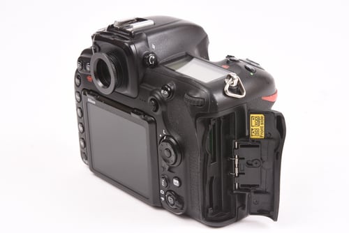 thumbnail-2 for Nikon D500 Body SC:148.7K Cracked #52642 O4 M4 C3