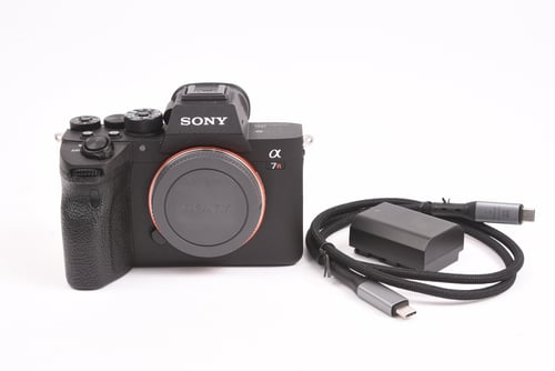 View Sony A7R IV Body SC:15.5K #78936 O5 M5 C5 Sony A7R IV Body SC:15.5K #78936 O5 M5 C5