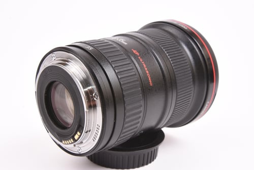 thumbnail-3 for Canon EF 16-35mm f/2.8 L II #05352 O5 M5 C4