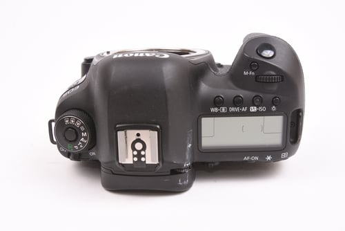 thumbnail-6 for Canon EOS 5D IV Body
