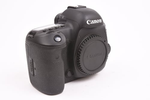 thumbnail-1 for Canon EOS 5D IV Body