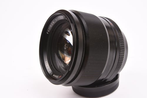 thumbnail-5 for Fujifilm XF 56mm f/1.2 R