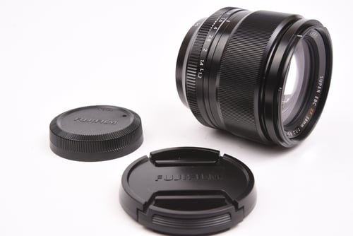 thumbnail-9 for Fujifilm XF 56mm f/1.2 R