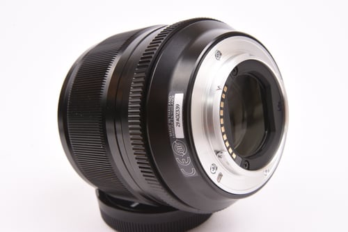 thumbnail-4 for Fujifilm XF 56mm f/1.2 R