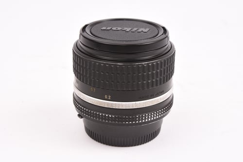 thumbnail-3 for Nikon AIS 28mm f/2.8 w/ Hood #02423 O4 M5 C3