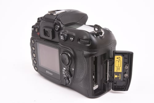 thumbnail-2 for Nikon D200 Body