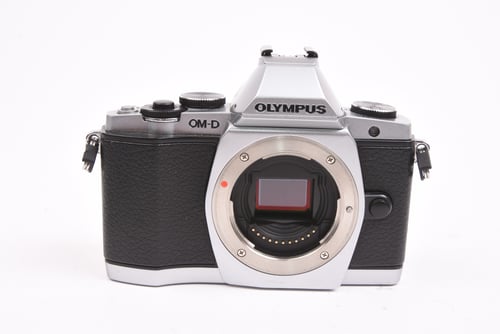 thumbnail-4 for Olympus OM-D E-M5 Body SC:6.8K #06616 O5 M5 C4