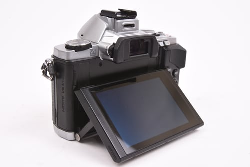 thumbnail-3 for Olympus OM-D E-M5 Body SC:6.8K #06616 O5 M5 C4