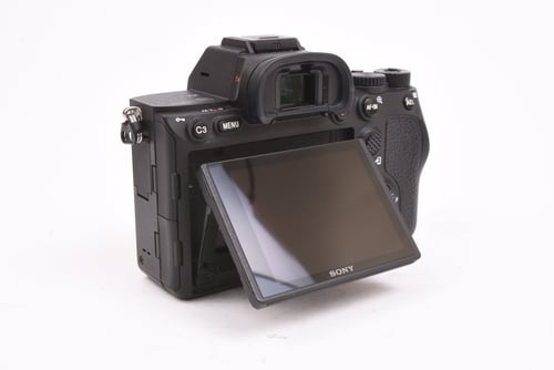 thumbnail-3 for Sony a7R IV Body SC:1.8K #75110 O5 M5 C5