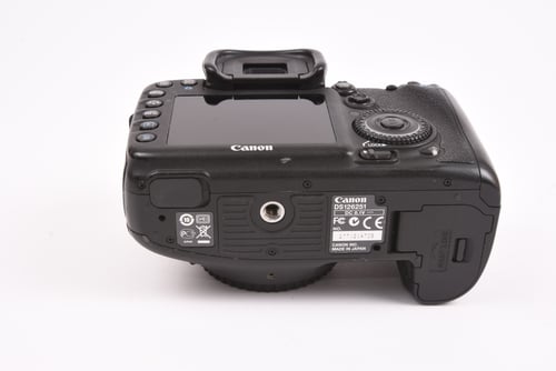 thumbnail-8 for Canon EOS 7D Body SC: 54.7k #14708 O4 M4 C3