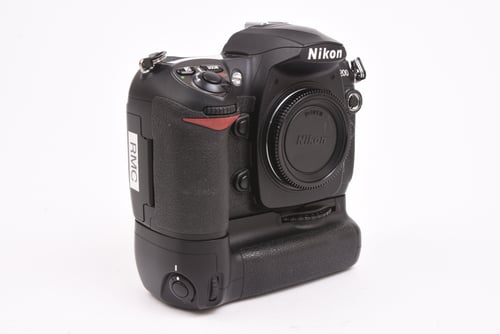 thumbnail-1 for Nikon D200 Body w/ Grip SC: 12k #76399 O4 M5 C4