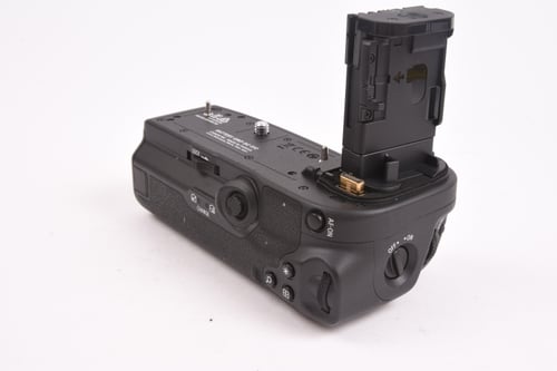 thumbnail-2 for Canon BG-R10 Battery Grip