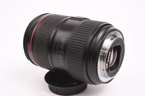 thumbnail-4 for Canon EF 24-105mm f/4 L IS II #05617 O5 M5 C5 DUST