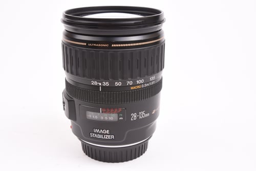 Canon EF 28-135mm IS #2425E O4 M5 C4