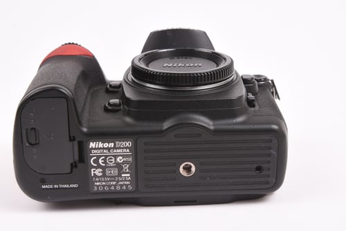 thumbnail-5 for Nikon D200 Body SC:7.3K #64845 O5 M5 C5