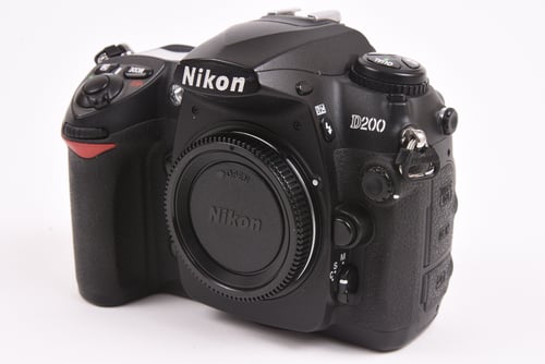 Nikon D200 Body SC:7.3K #64845 O5 M5 C5