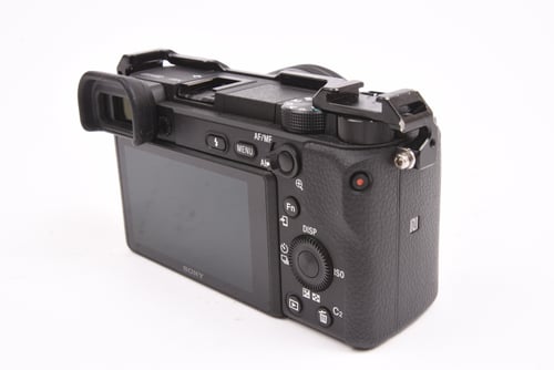 thumbnail-2 for Sony a6400 w/ 16-50mm / Smallrig Top Rail SC:1.3K #13601 O5 M5 C5