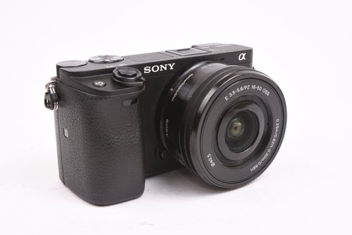 thumbnail-1 for Sony a6400 w/ 16-50mm SC:8.4K #44449 O5 M5 C4