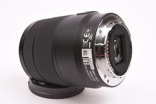 thumbnail-4 for Sony E 18-135mm OSS #52975 04 M5 C5