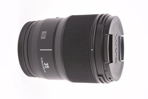 thumbnail-1 for Panasonic L 35mm f/1.8 S
