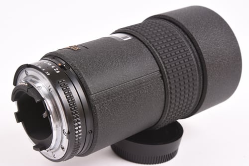 thumbnail-3 for Nikon AF 180mm f/2.8
