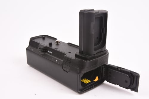 thumbnail-2 for Nikon MB-N10 Battery Grip for Z6 / Z7