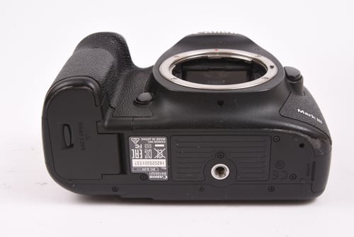 thumbnail-5 for Canon EOS 5D III Body
