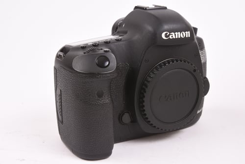 thumbnail-1 for Canon EOS 5D III Body