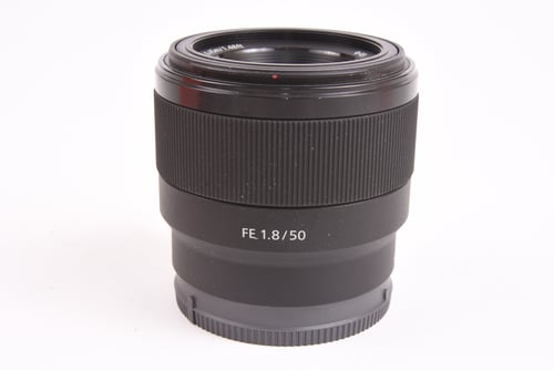 Sony FE 50mm f/1.8
