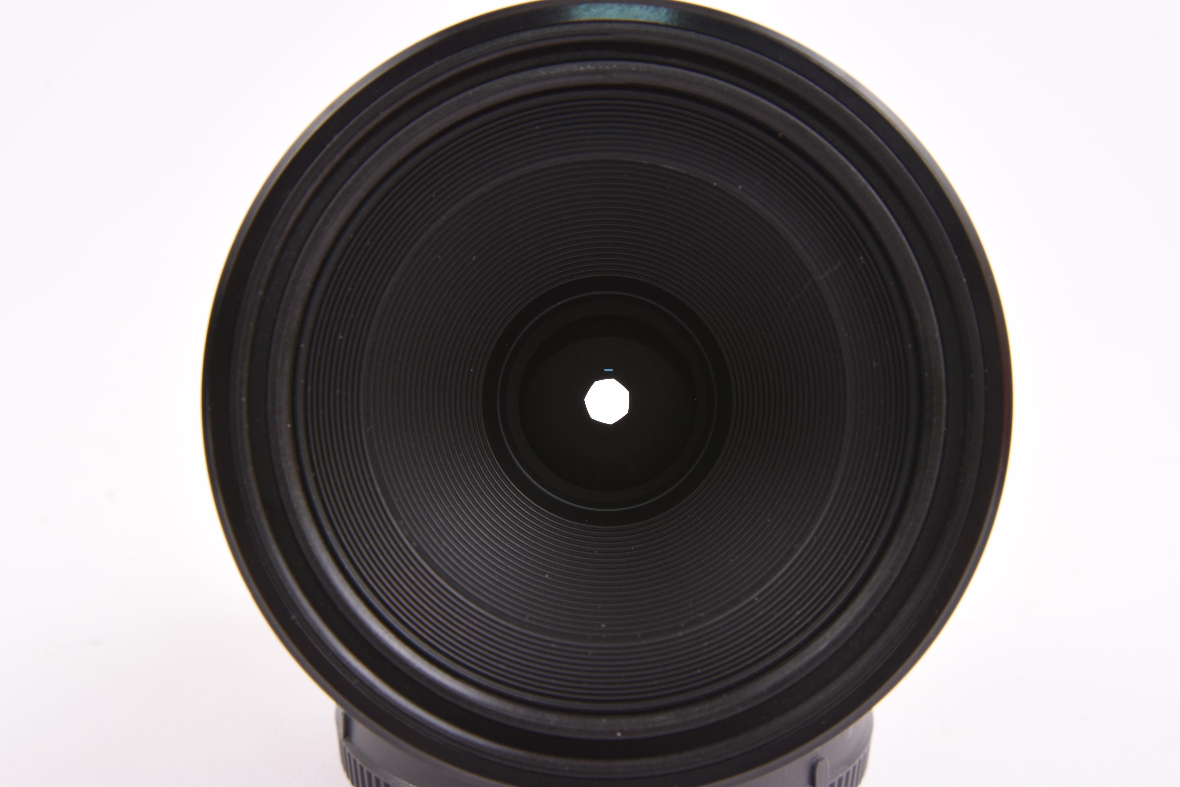 Sony SEL50M28 — image 7