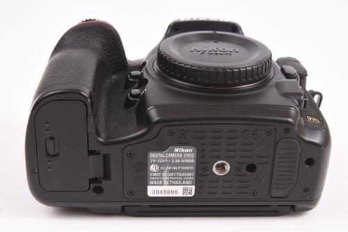 thumbnail-9 for Nikon D850 Body