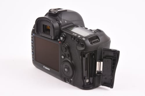 thumbnail-3 for Canon EOS 5D IV Body Shutter Count 47.8k