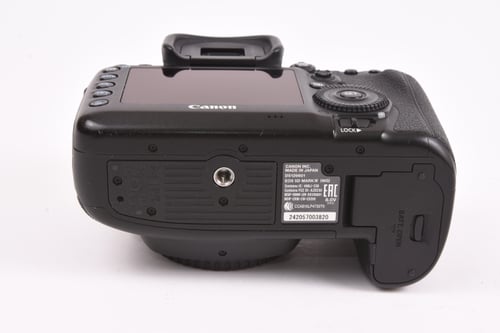 thumbnail-8 for Canon EOS 5D IV Body Shutter Count 47.8k