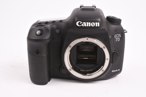 thumbnail-4 for Canon EOS 7D II Body