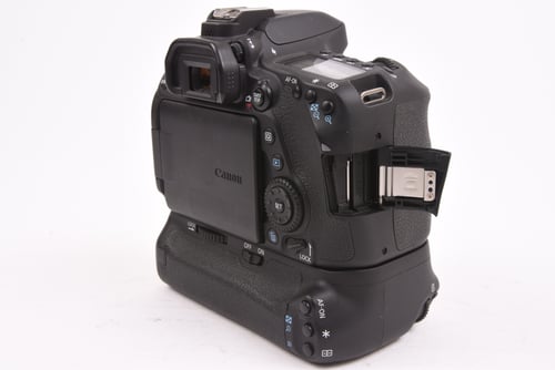 thumbnail-2 for Canon EOS 80D Body w/ Grip