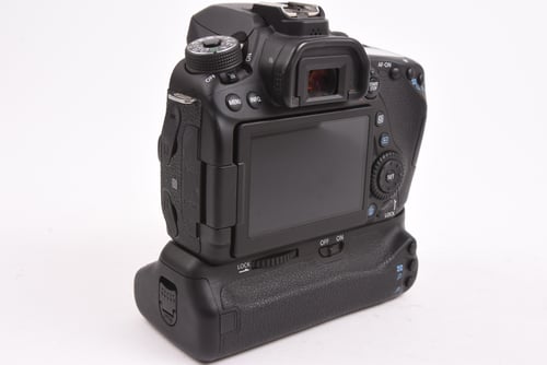 thumbnail-3 for Canon EOS 80D Body w/ Grip