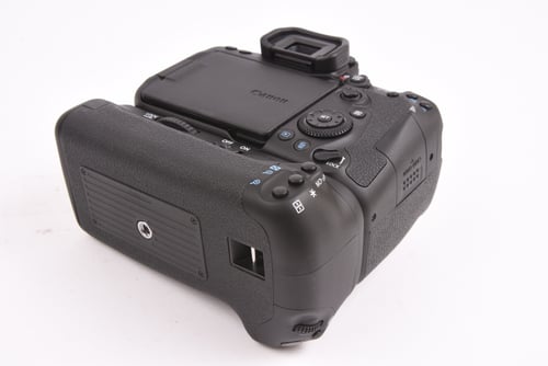 thumbnail-11 for Canon EOS 90D Body w/ Grip
