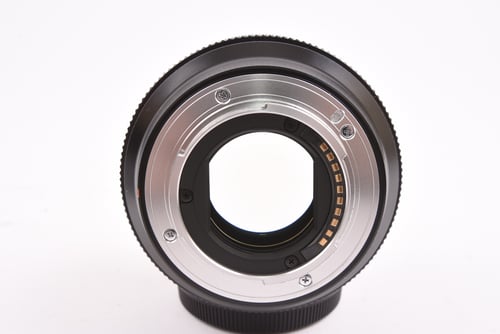 thumbnail-7 for Fujifilm XF 56mm f/1.2 R