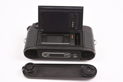 thumbnail-9 for Leica M6 Body w/Case