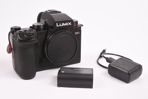 thumbnail-7 for Panasonic S5 II Body Shutter Count 200
