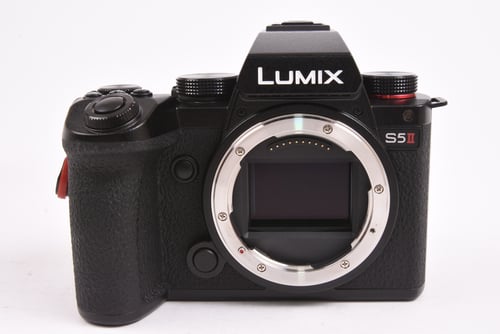 thumbnail-4 for Panasonic S5 II Body Shutter Count 200
