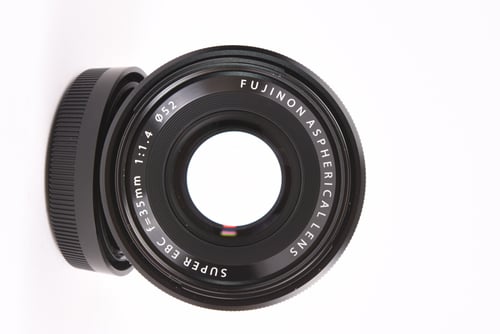 thumbnail-8 for Fujifilm XF 35mm f/1.4 R