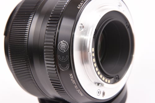 thumbnail-5 for Fujifilm XF 35mm f/1.4 R