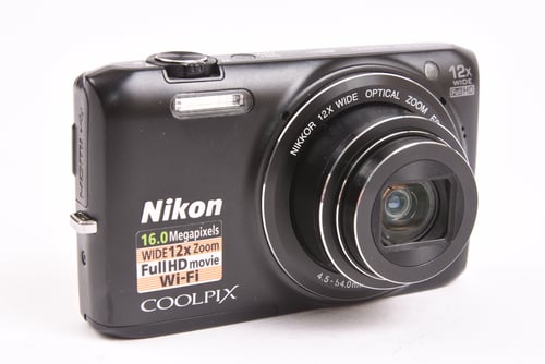 Nikon Coolpix S6800 P&S