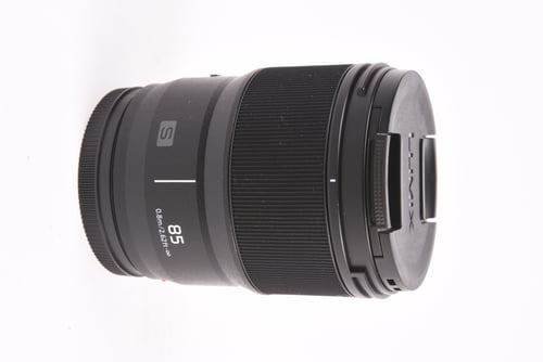 thumbnail-0 for Panasonic L 85mm f/1.8