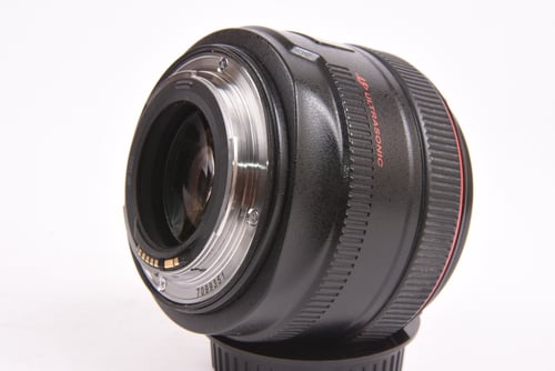 thumbnail-3 for Canon EF 50mm f/1.2 L