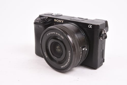 Sony a6300 w/ 16-50mm