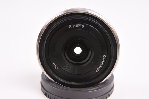 thumbnail-6 for Sony E 16mm f/2.8