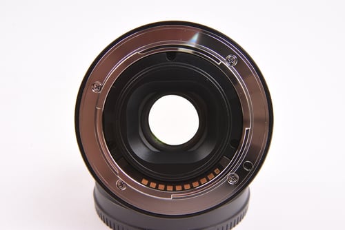 thumbnail-7 for Sony E 35mm f/1.8