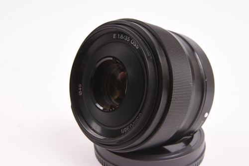 thumbnail-5 for Sony E 35mm f/1.8